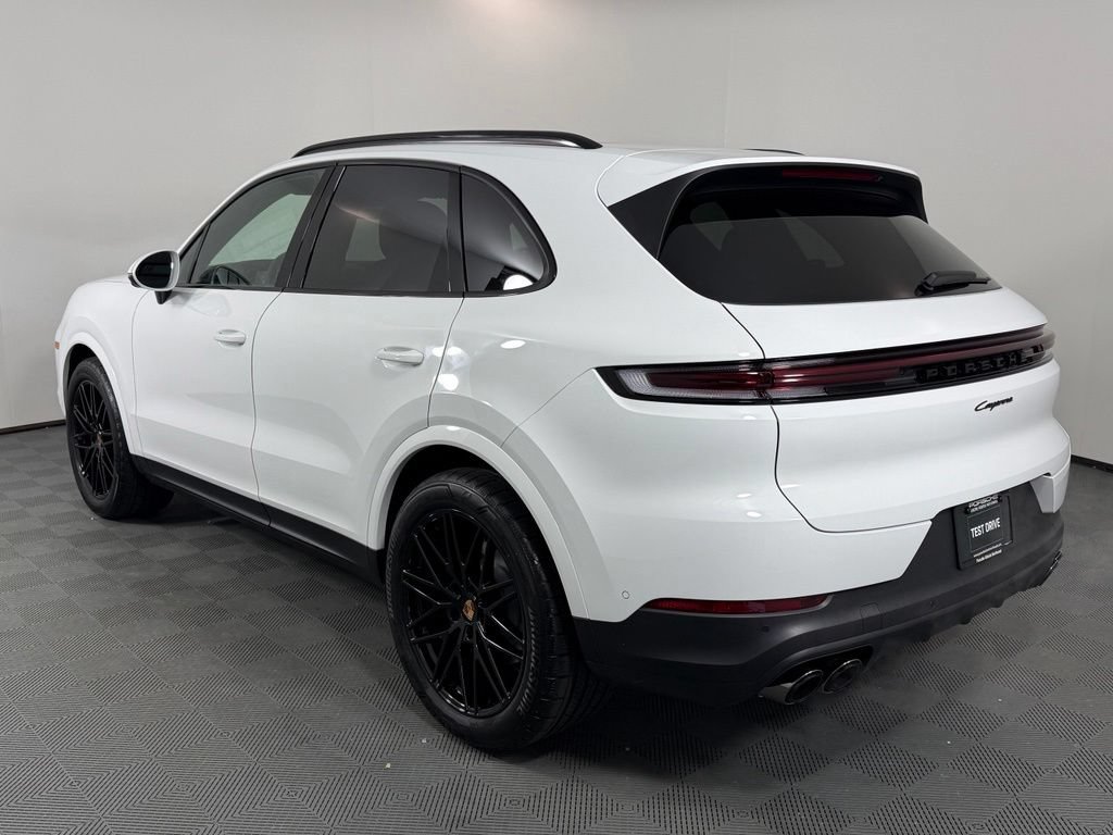New 2026 Porsche Cayenne AWD/4WD image 3
