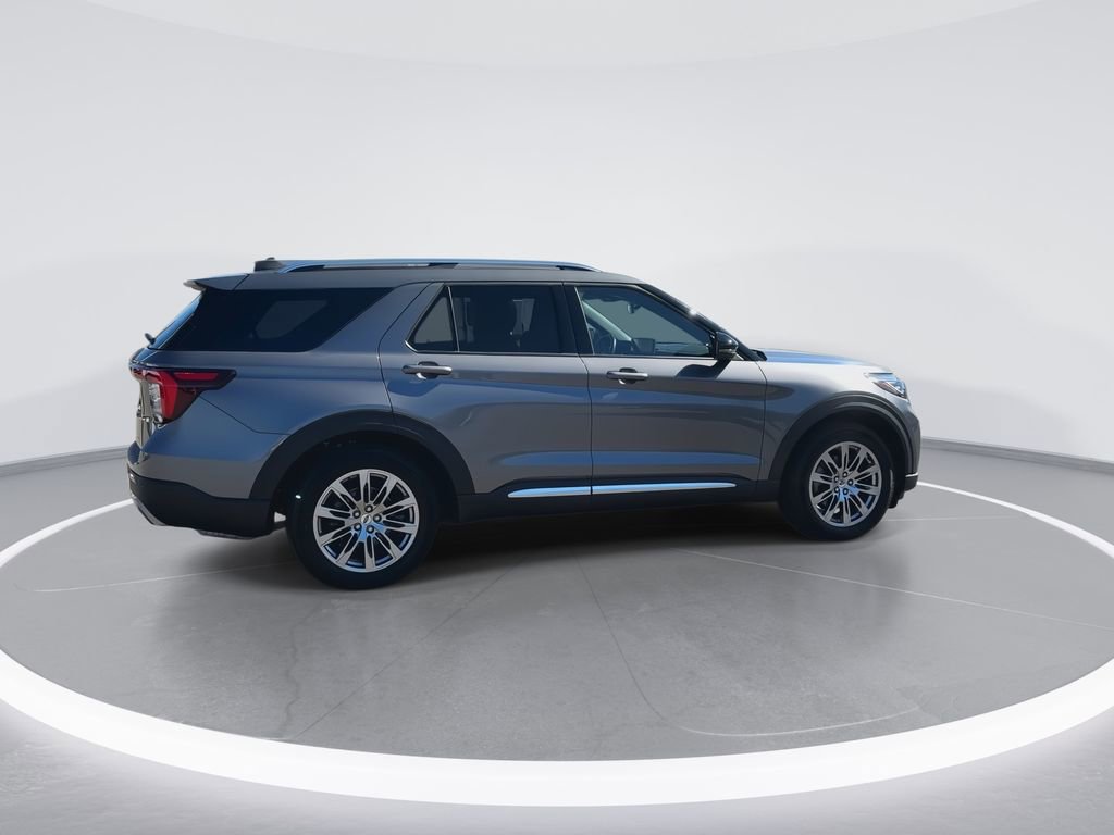 Used 2025 Ford Explorer Platinum RWD image 8