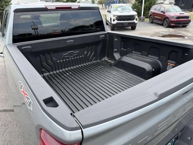 Certified 2023 Chevrolet Silverado 1500 LT AWD/4WD image 28