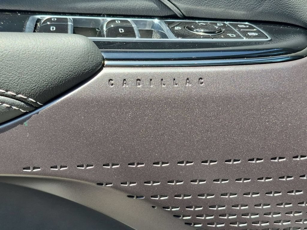 New 2026 Cadillac Lyriq Luxury AWD/4WD image 14