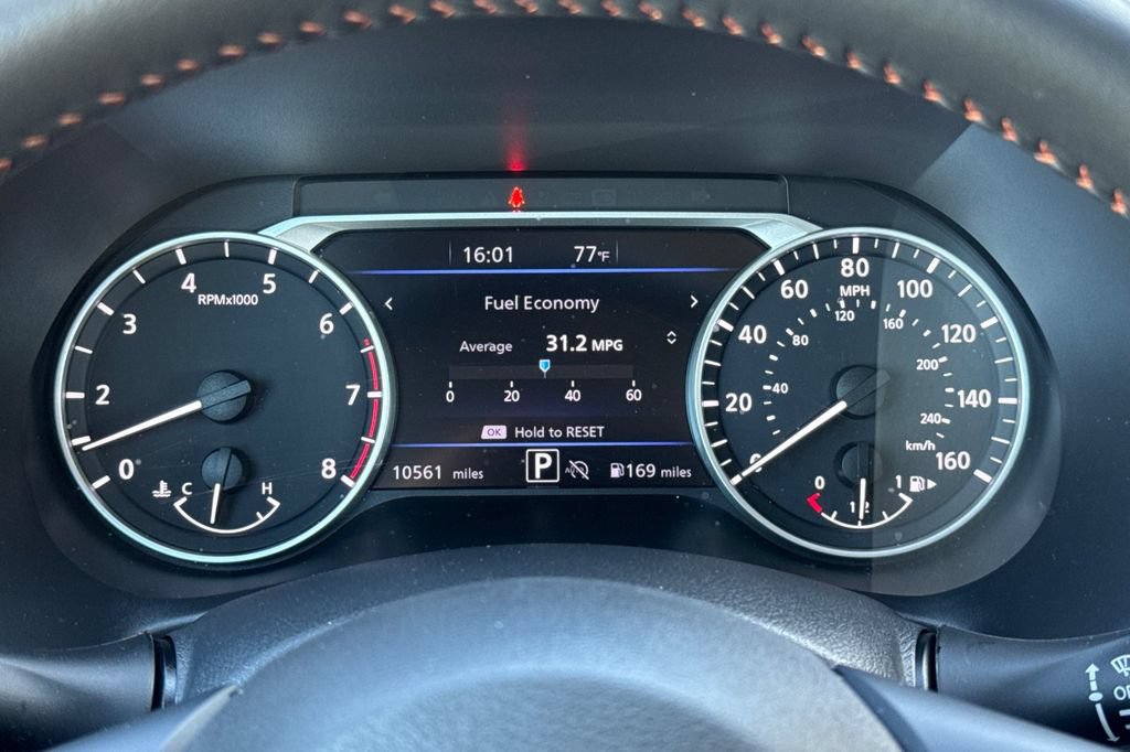 Certified 2024 Nissan Sentra SR FWD image 23