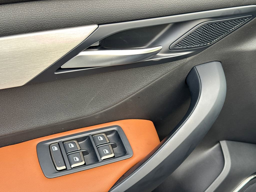 New 2025 VinFast VF 8 Plus AWD/4WD image 28