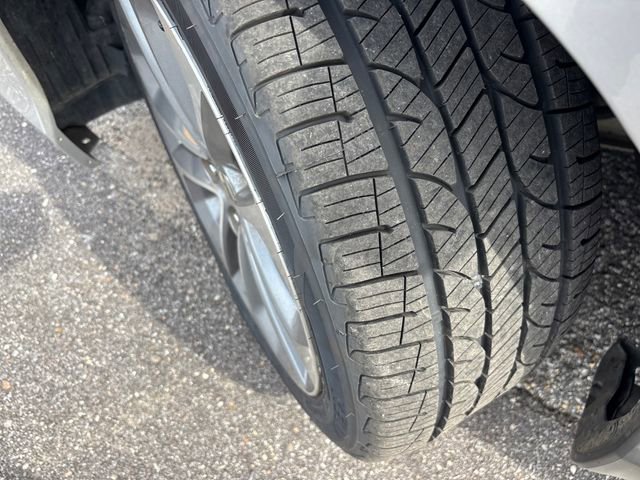 Used 2013 Honda Accord EX-L image 2