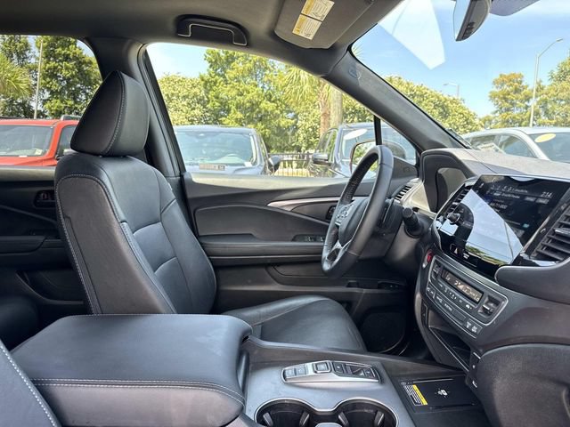 Used 2024 Honda Passport EX-L image 11