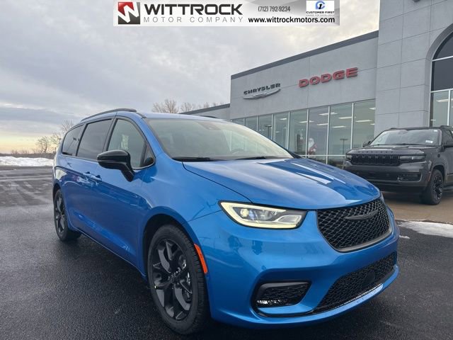 New 2026 Chrysler Pacifica Select w/ S Appearance Package image 1