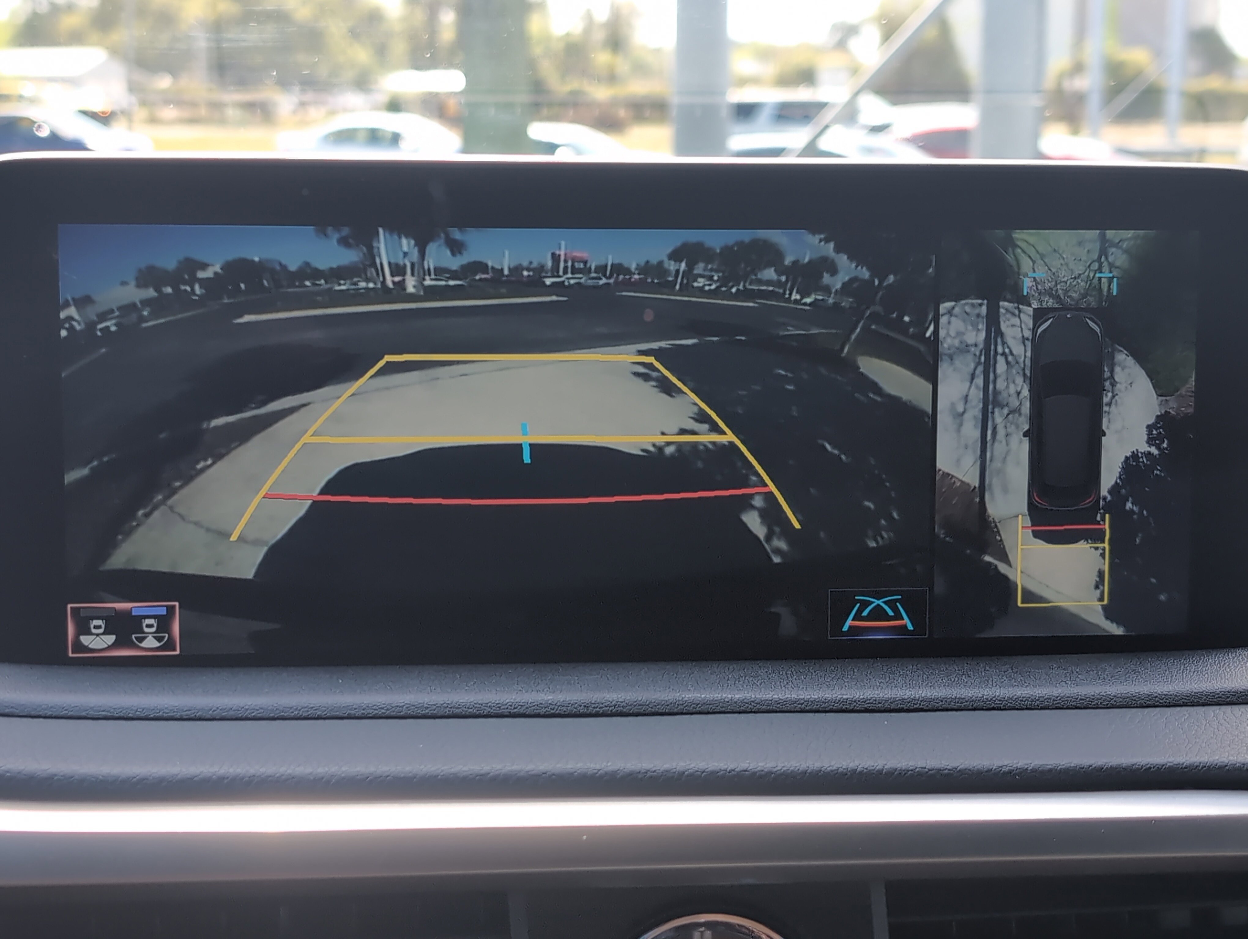 Used 2022 Lexus RX 350 F Sport w/ Accessory Package image 25