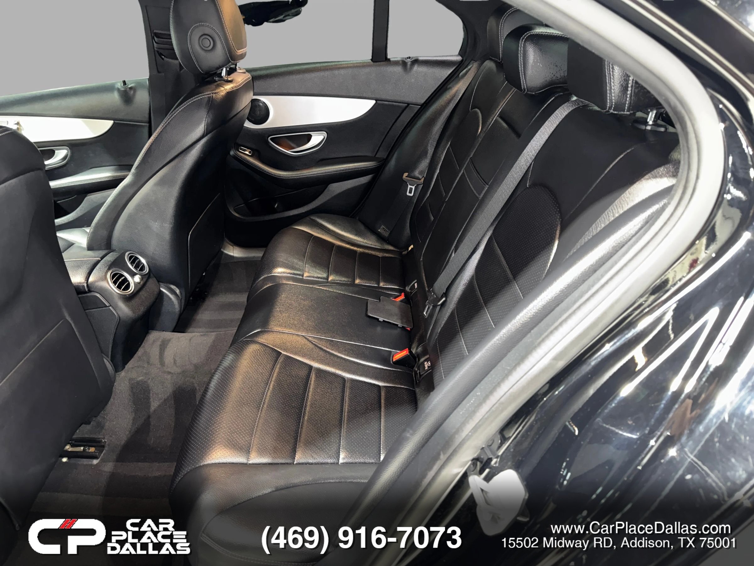 Used 2019 Mercedes-Benz C 300 Sedan w/ Premium Package image 18