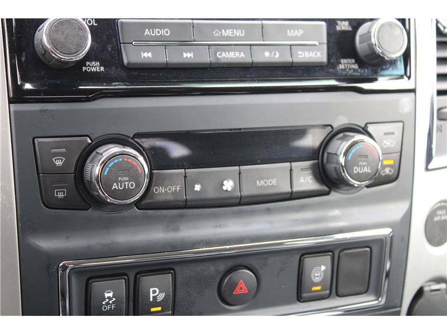 Used 2021 Nissan Titan SV w/ SV Convenience Package AWD/4WD image 27