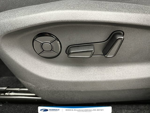 Certified 2026 Volkswagen Tiguan SE AWD/4WD image 12