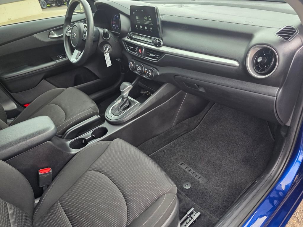 Used 2021 Kia Forte LXS image 21