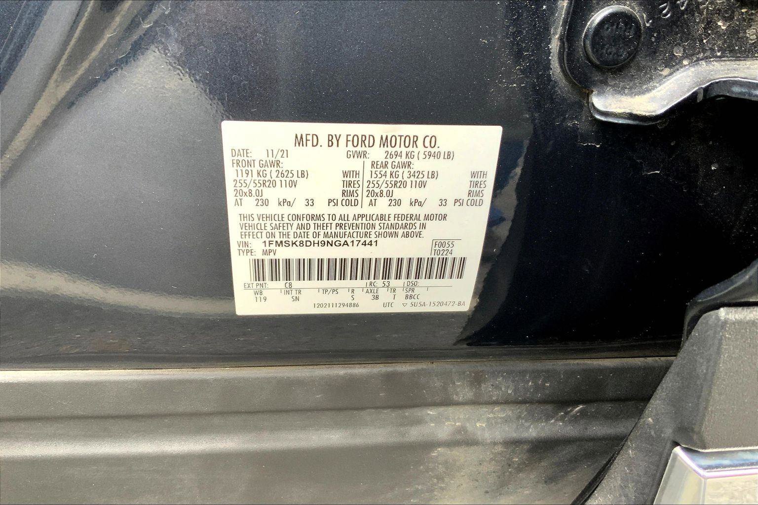 Used 2022 Ford Explorer XLT w/ Equipment Group 202A AWD/4WD image 32