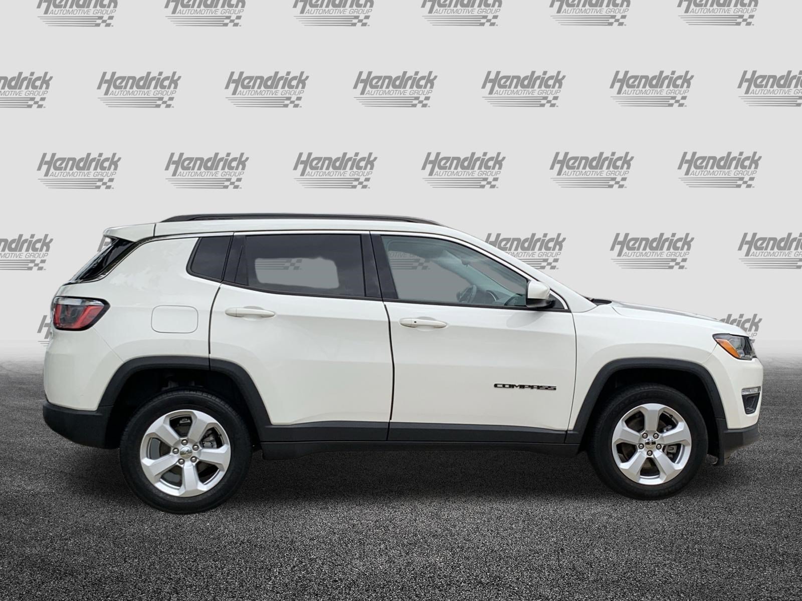Used 2020 Jeep Compass Latitude AWD/4WD image 11