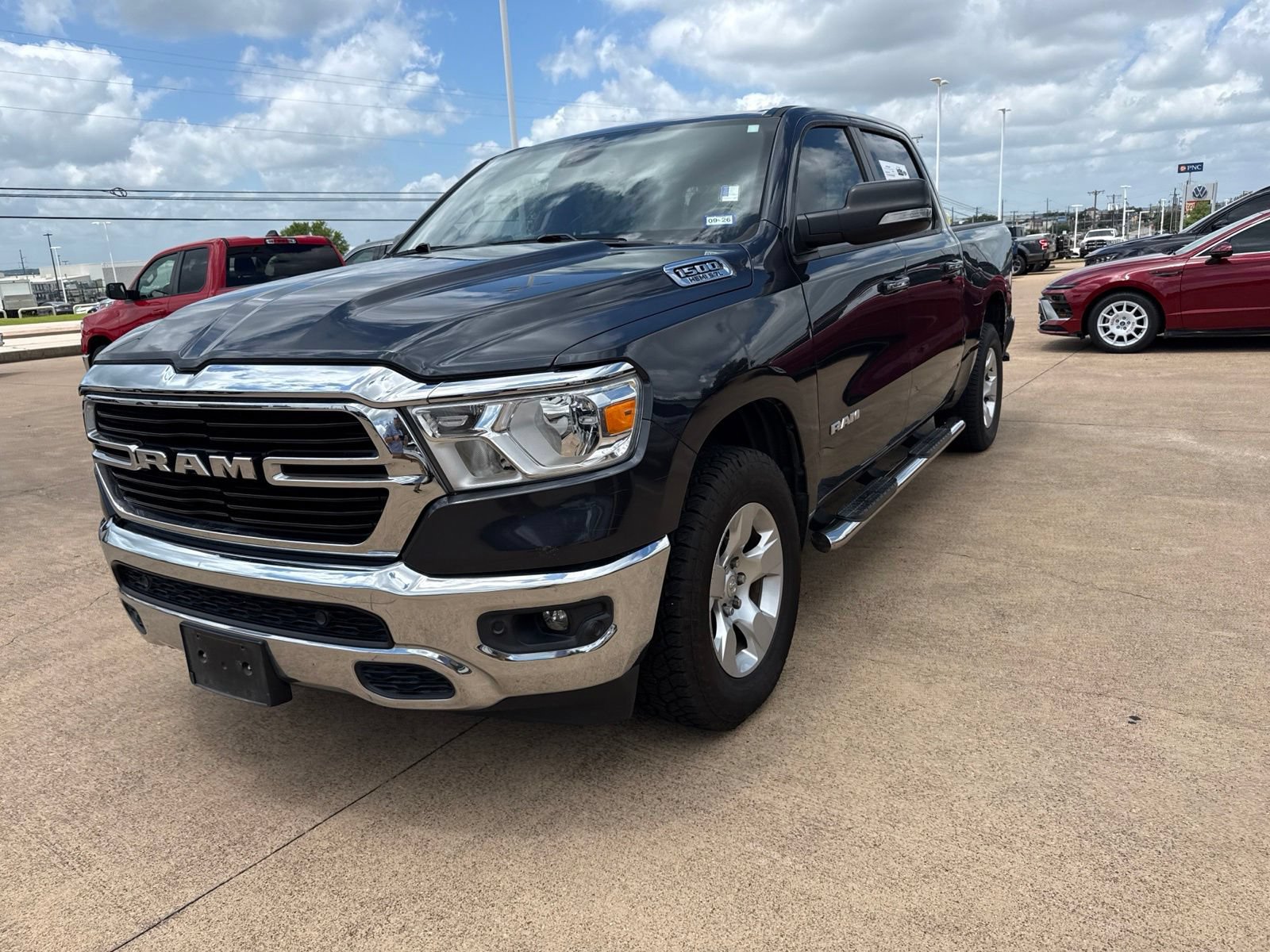 Used 2019 RAM 1500 Big Horn AWD/4WD image 3