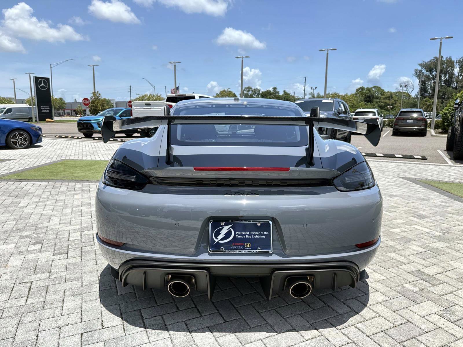 Used 2024 Porsche 718 Cayman GT4 RS RWD image 12