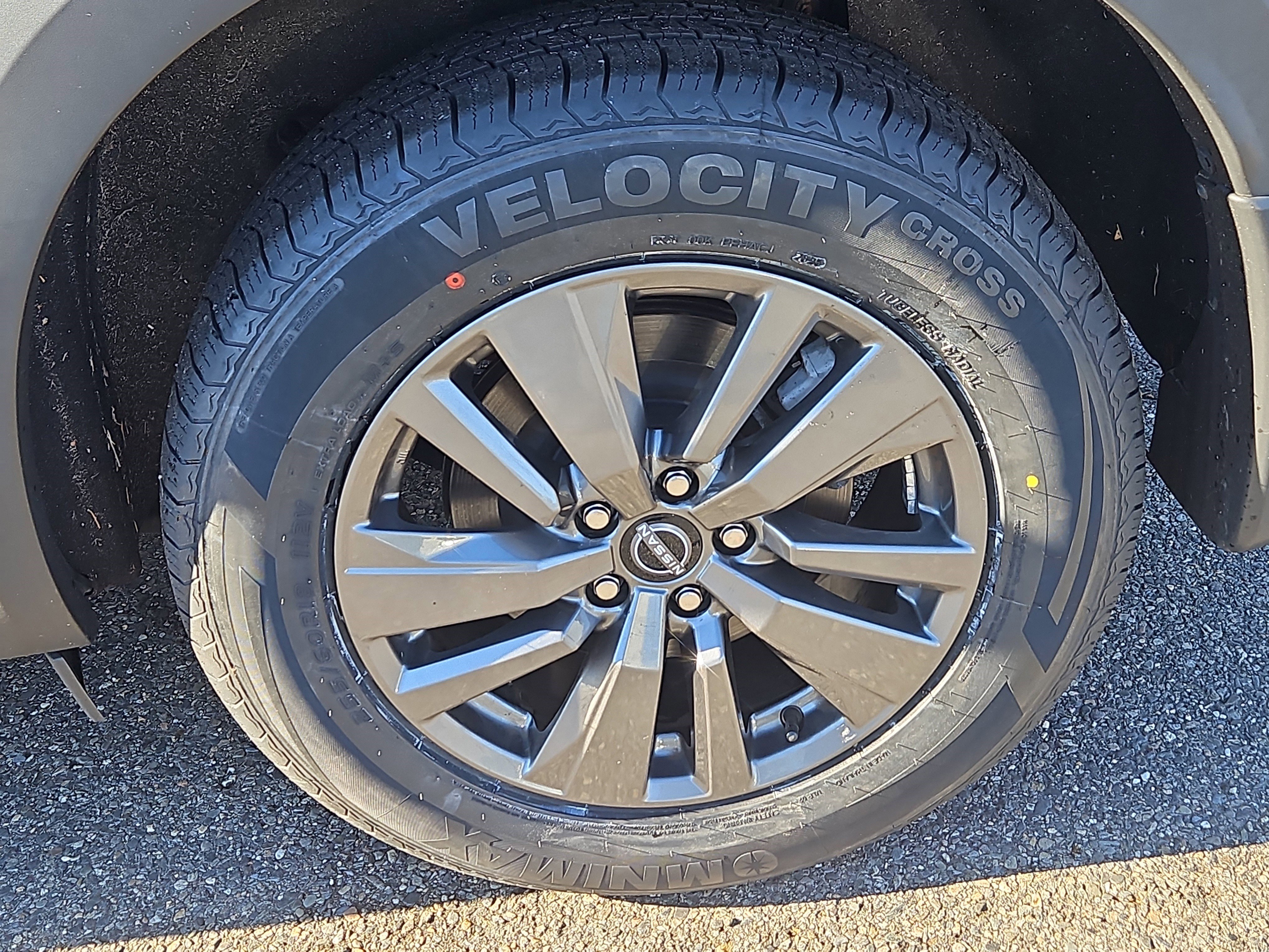 Certified 2022 Nissan Pathfinder SV image 21