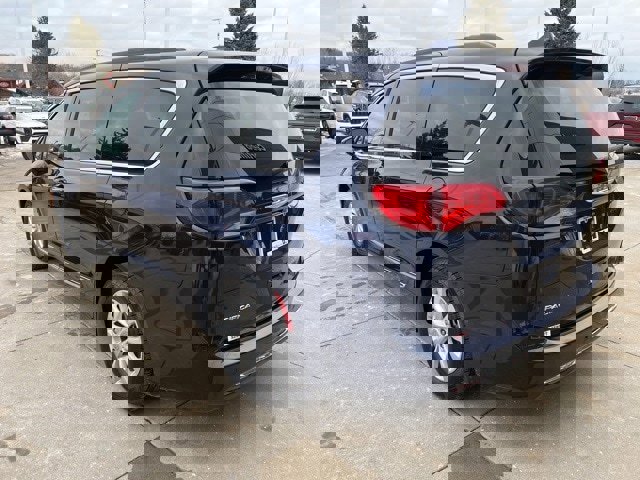 Certified 2017 Chrysler Pacifica Touring-L image 4