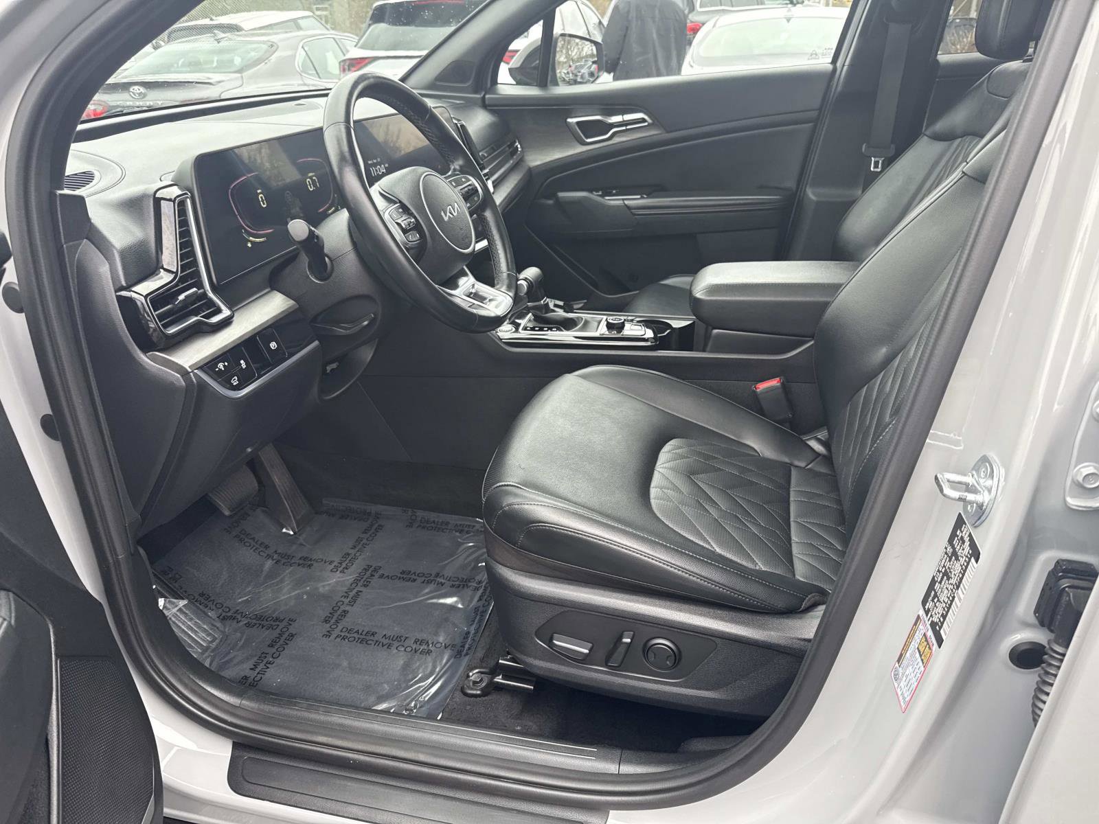 Used 2023 Kia Sportage X-Line w/ X-Line Premium Package AWD/4WD image 19