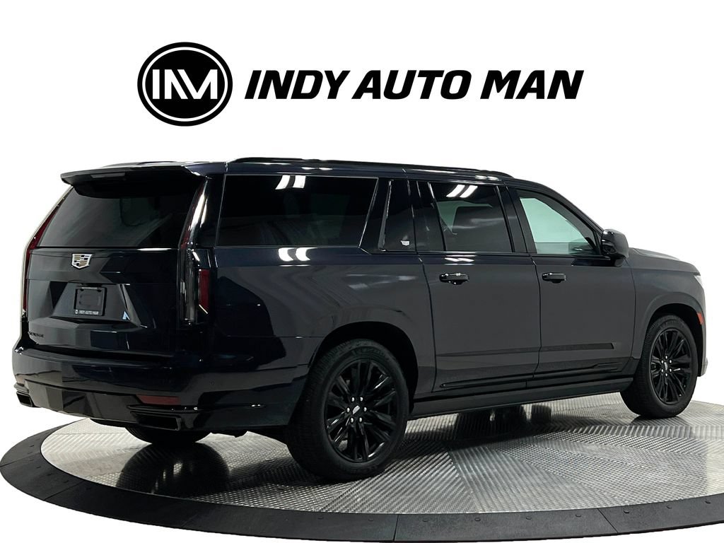 Used 2022 Cadillac Escalade ESV Sport Platinum AWD/4WD image 4