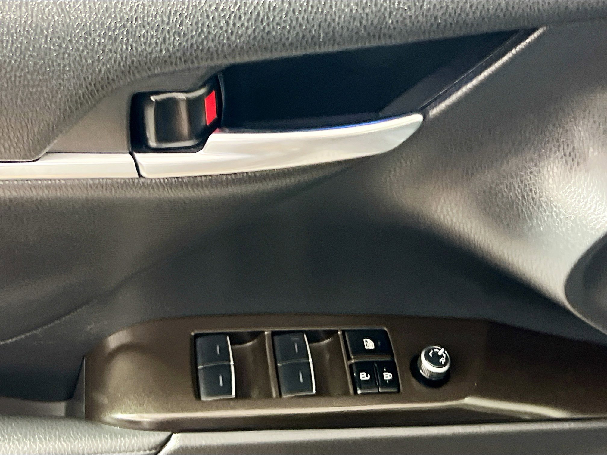 Used 2023 Toyota Camry XSE image 16