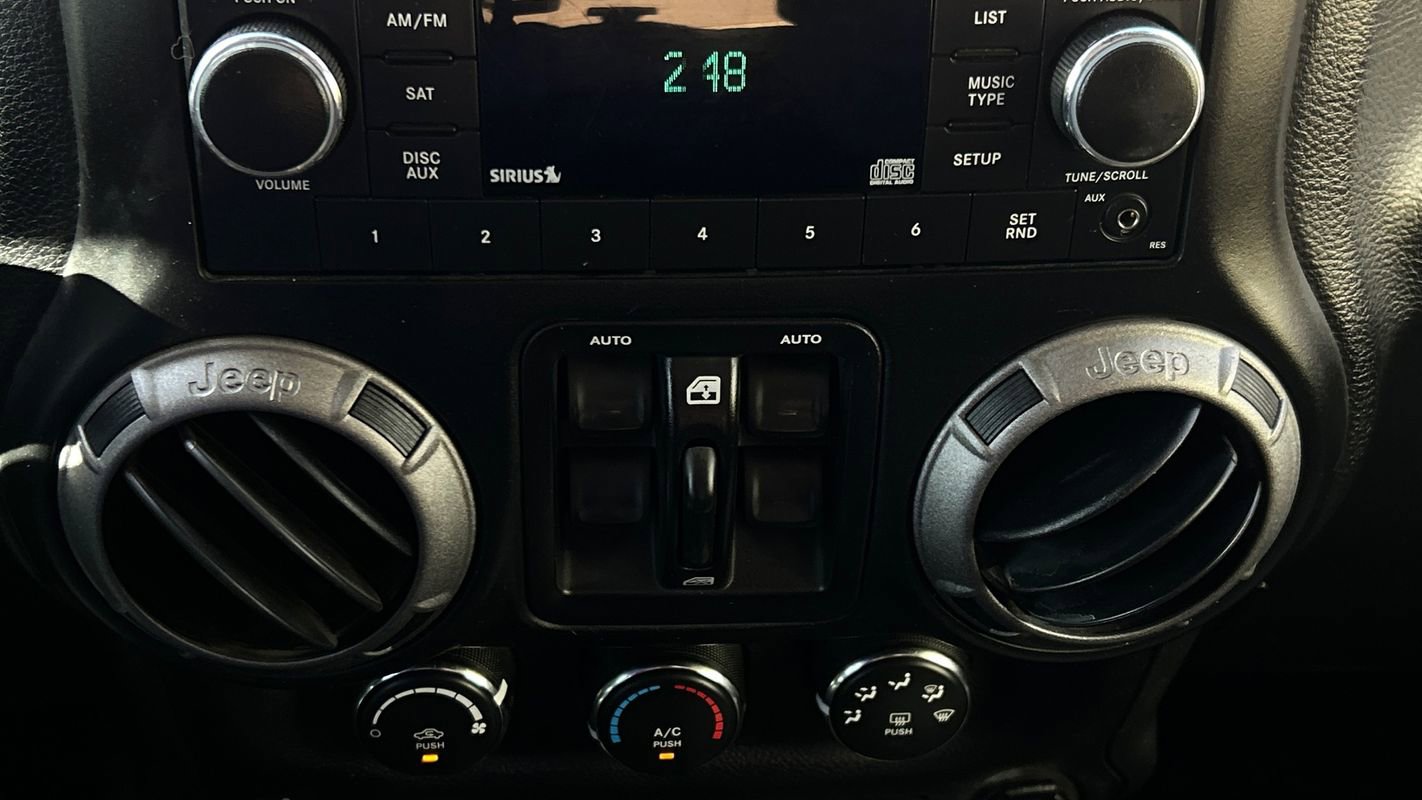 Used 2017 Jeep Wrangler Unlimited Sport w/ Quick Order Package 23S image 31