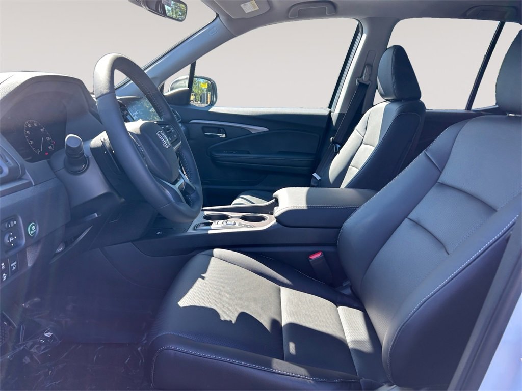 New 2025 Honda Ridgeline RTL image 9