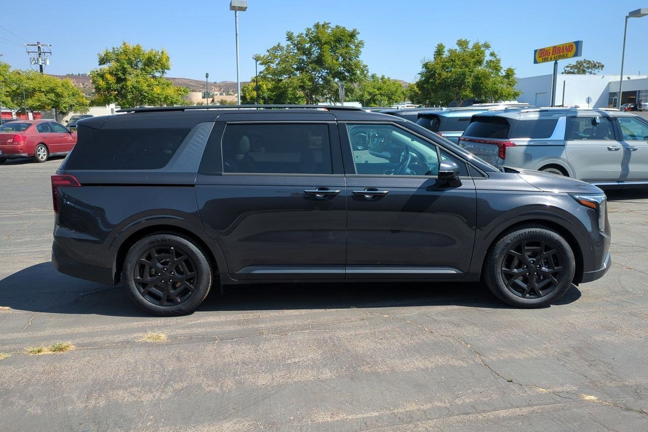 New 2026 Kia Carnival SX Prestige image 4