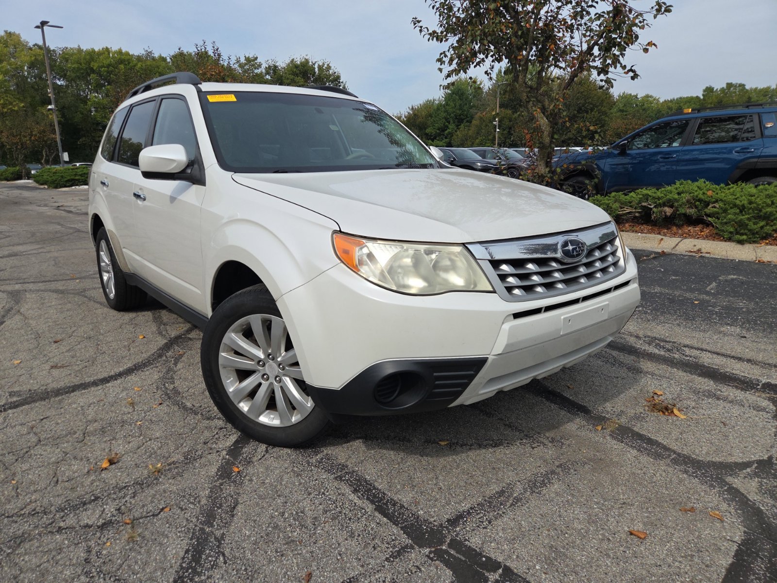Used 2011 Subaru Forester 2.5X Premium w/ All-Weather Pkg AWD/4WD image 4