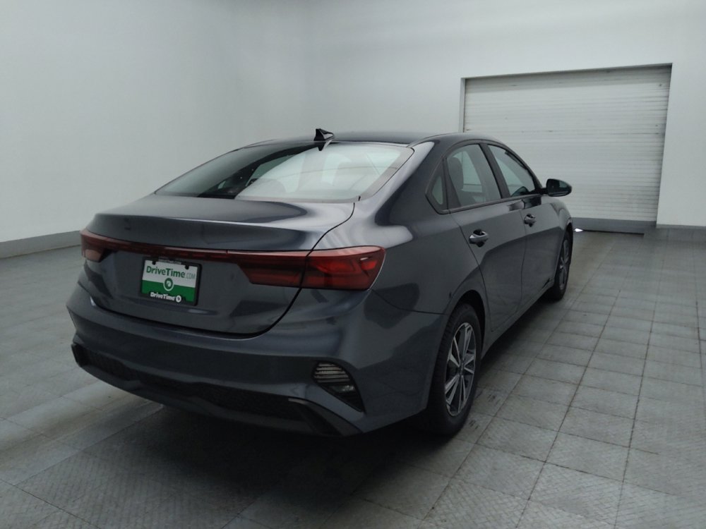 Used 2023 Kia Forte LXS image 9