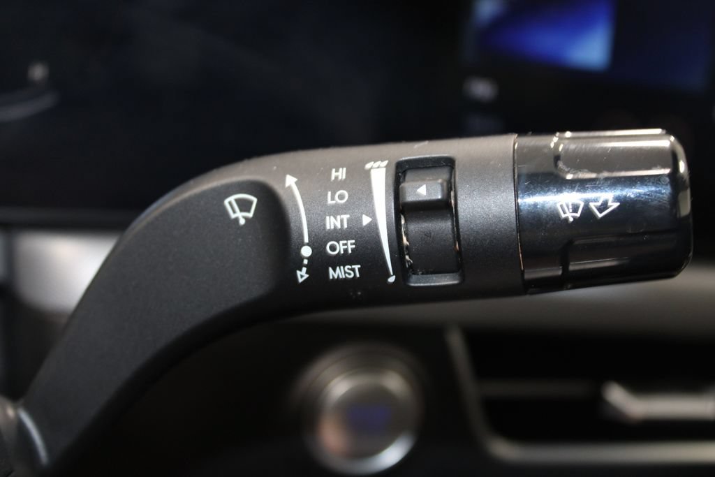 Used 2025 Hyundai Sonata SEL FWD image 37