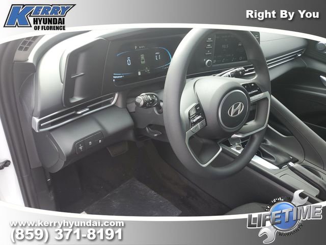 New 2026 Hyundai Elantra SE image 18