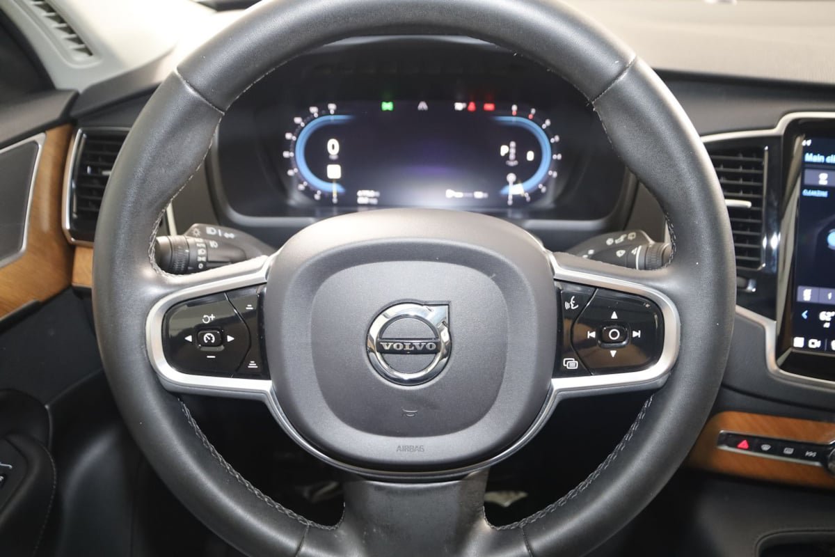 Used 2023 Volvo XC90 B6 Plus w/ Protection Package Premier AWD/4WD image 37