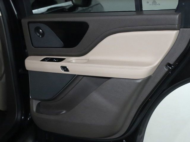 Certified 2023 Lincoln Aviator Reserve w/ Elements Package Plus image 32