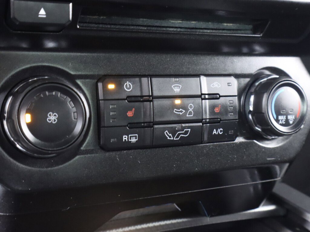 Used 2016 Ford F150 XLT w/ Equipment Group 302A Luxury image 24