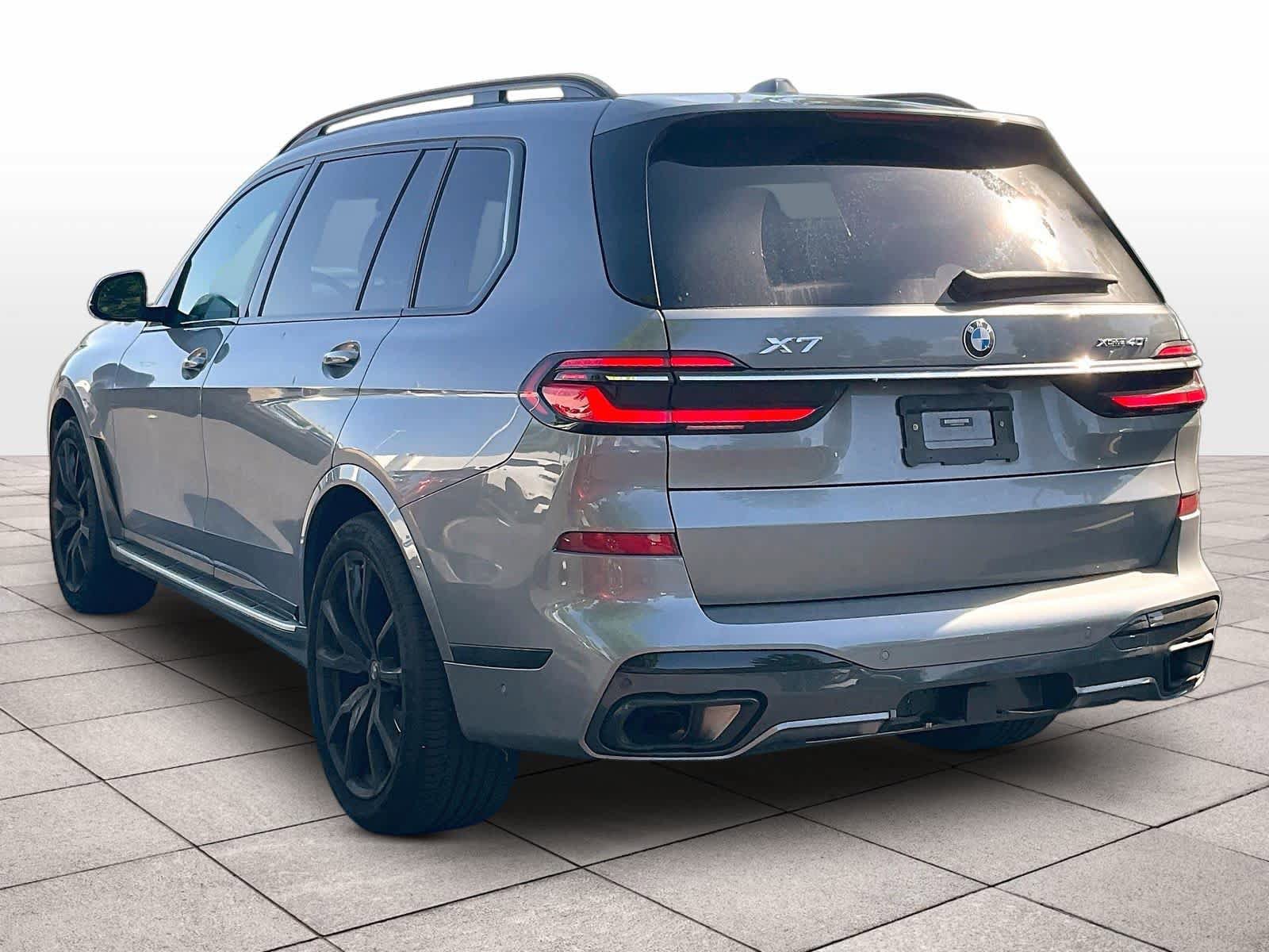 Used 2023 BMW X7 xDrive40i w/ M Sport Package AWD/4WD image 12