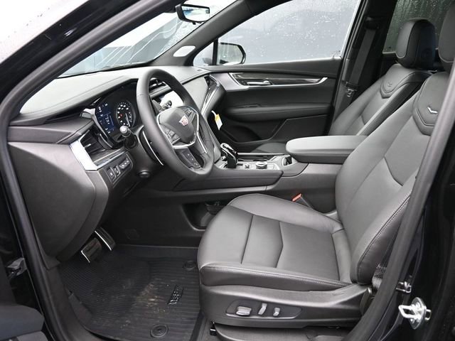 New 2026 Cadillac XT5 Sportv w/ LPO, Onyx Lite Package image 11