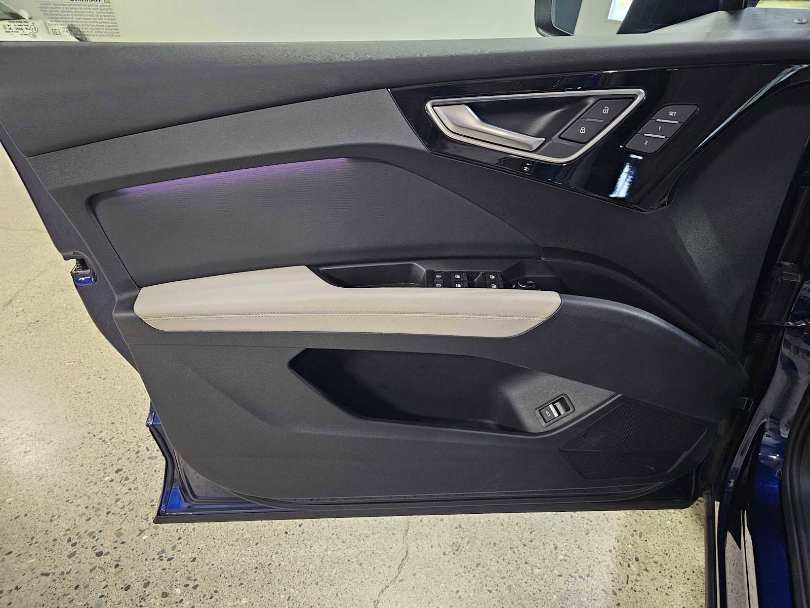 Used 2023 Audi Q4 e-tron Premium Plus w/ Premium Plus image 22