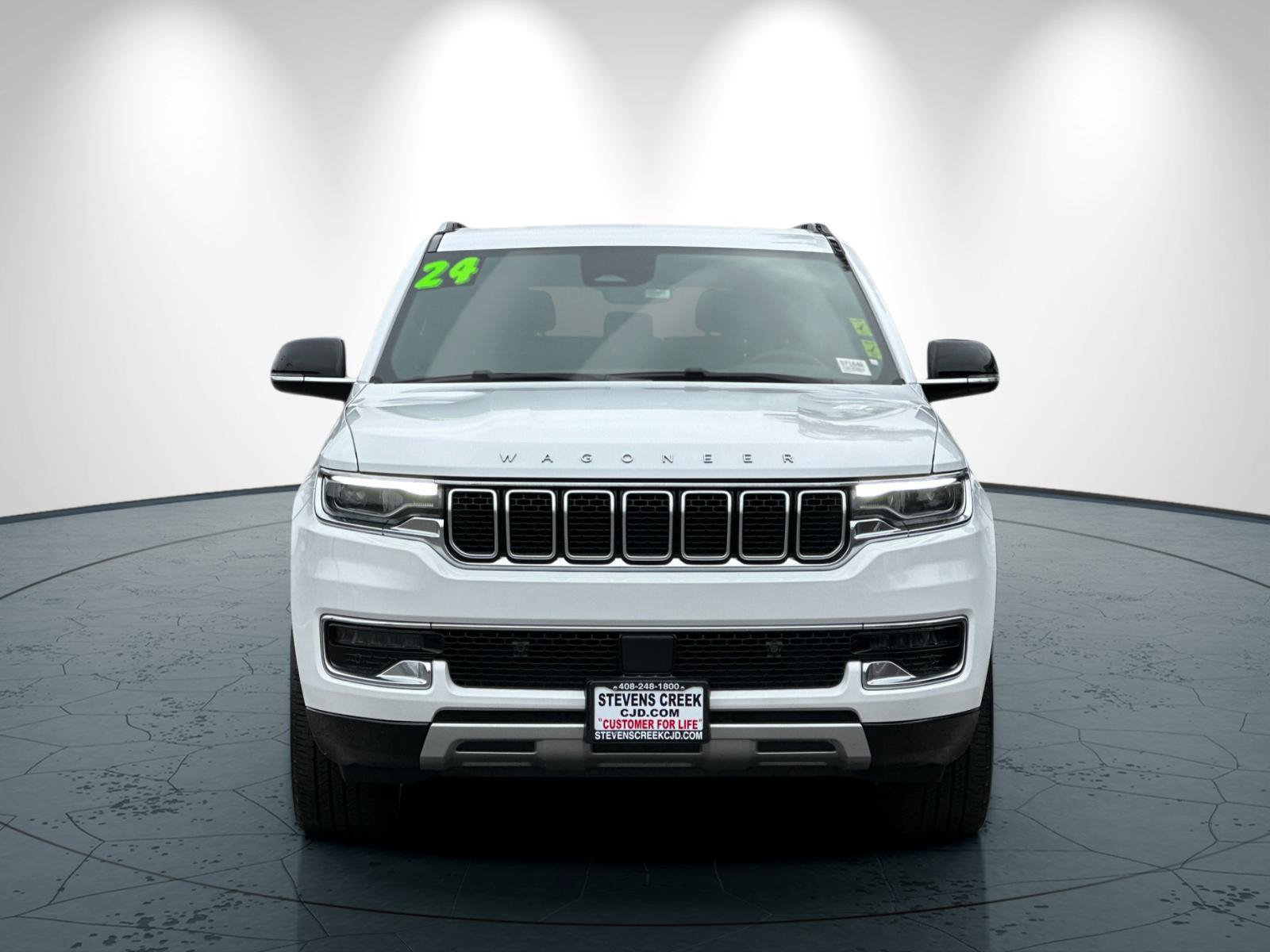 Certified 2024 Jeep Wagoneer Series II w/ Flexible Seating Group AWD/4WD image 9