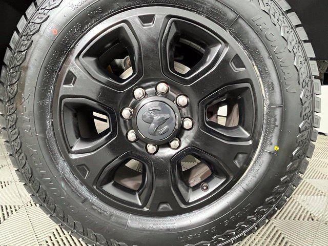 Used 2018 RAM 2500 Big Horn w/ Sport Appearance Group AWD/4WD image 9