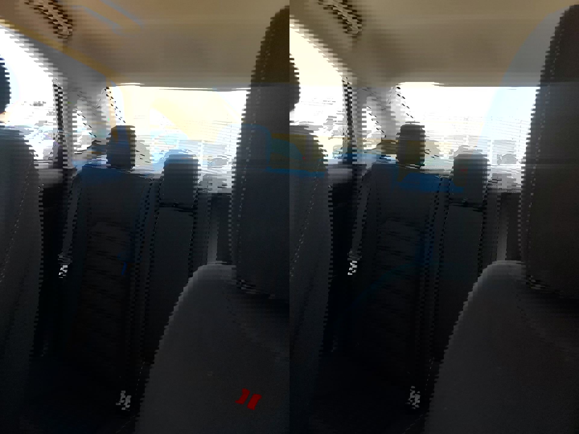 Used 2018 Ford Fusion SE w/ Fusion SE Technology Package FWD image 27