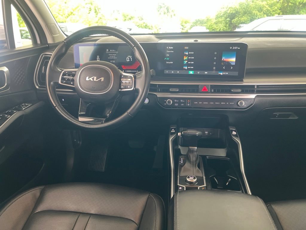 Certified 2024 Kia Sorento S FWD image 16