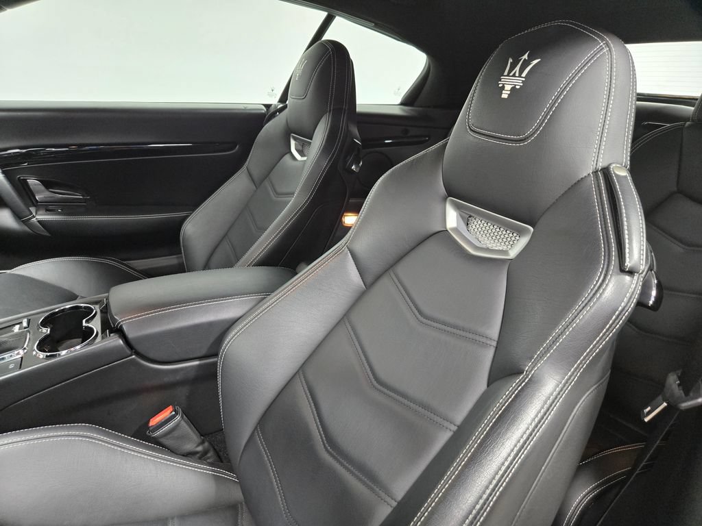 Used 2016 Maserati GranTurismo Sport RWD image 14