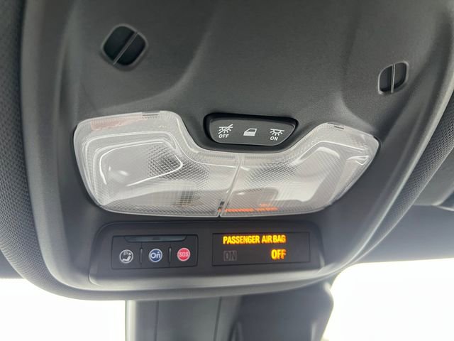 Used 2023 Chevrolet TrailBlazer RS w/ Convenience Package image 31