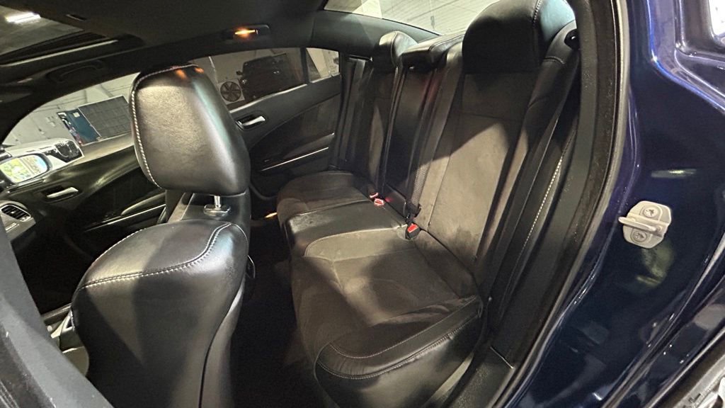 Used 2017 Dodge Charger R/T Scat Pack RWD image 37