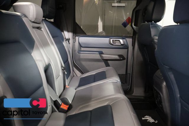 Used 2024 Ford Bronco Outer Banks AWD/4WD image 28