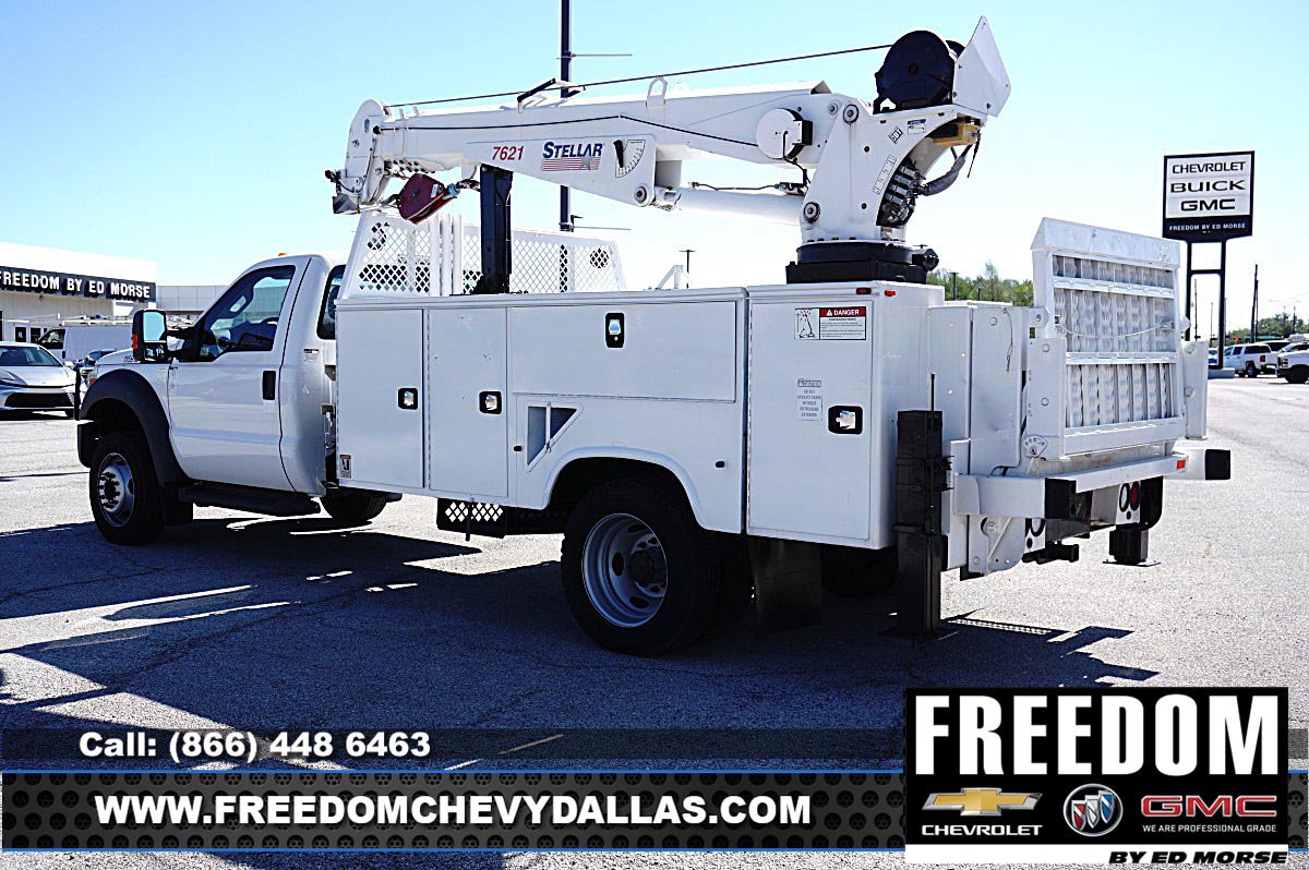 Used 2015 Ford F550 4x4 Regular Cab Super Duty image 5