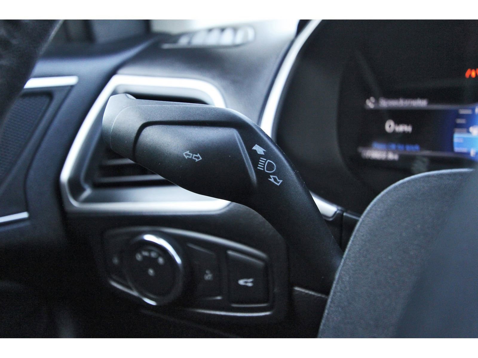 Used 2015 Ford Edge SEL w/ Equipment Group 201A FWD image 20