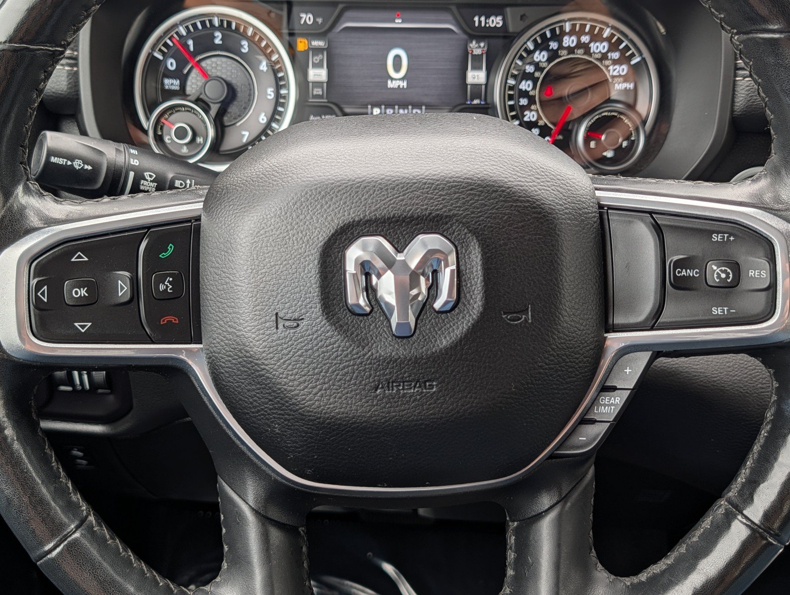 Used 2019 RAM 1500 Laramie AWD/4WD image 24