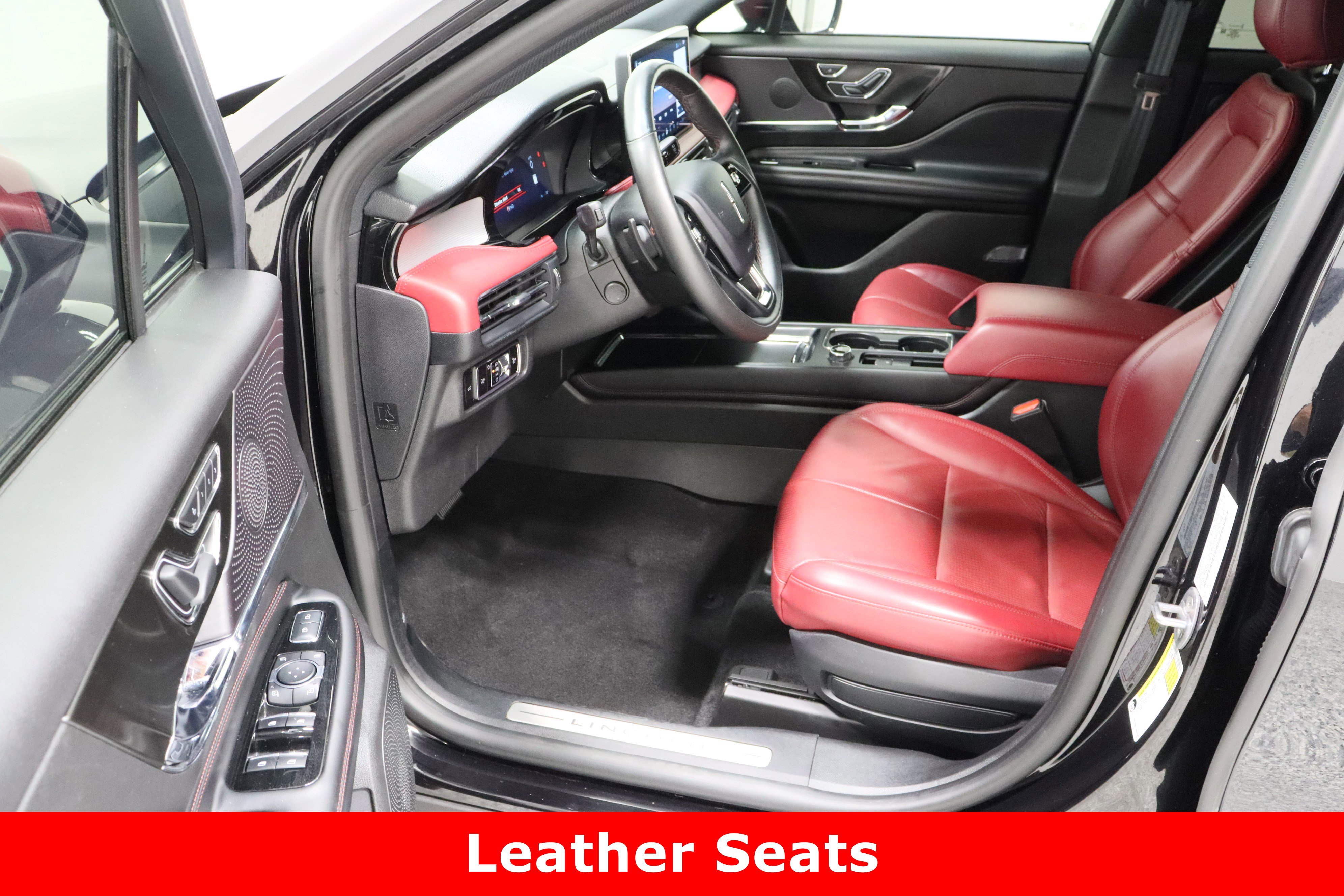 Used 2024 Lincoln Corsair Reserve w/ Equipment Group 201A image 14