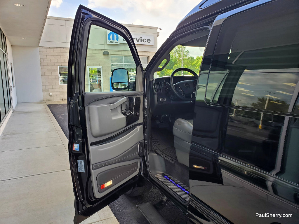 Used 2025 Chevrolet Express 2500 w/ Driver Convenience Package RWD image 41