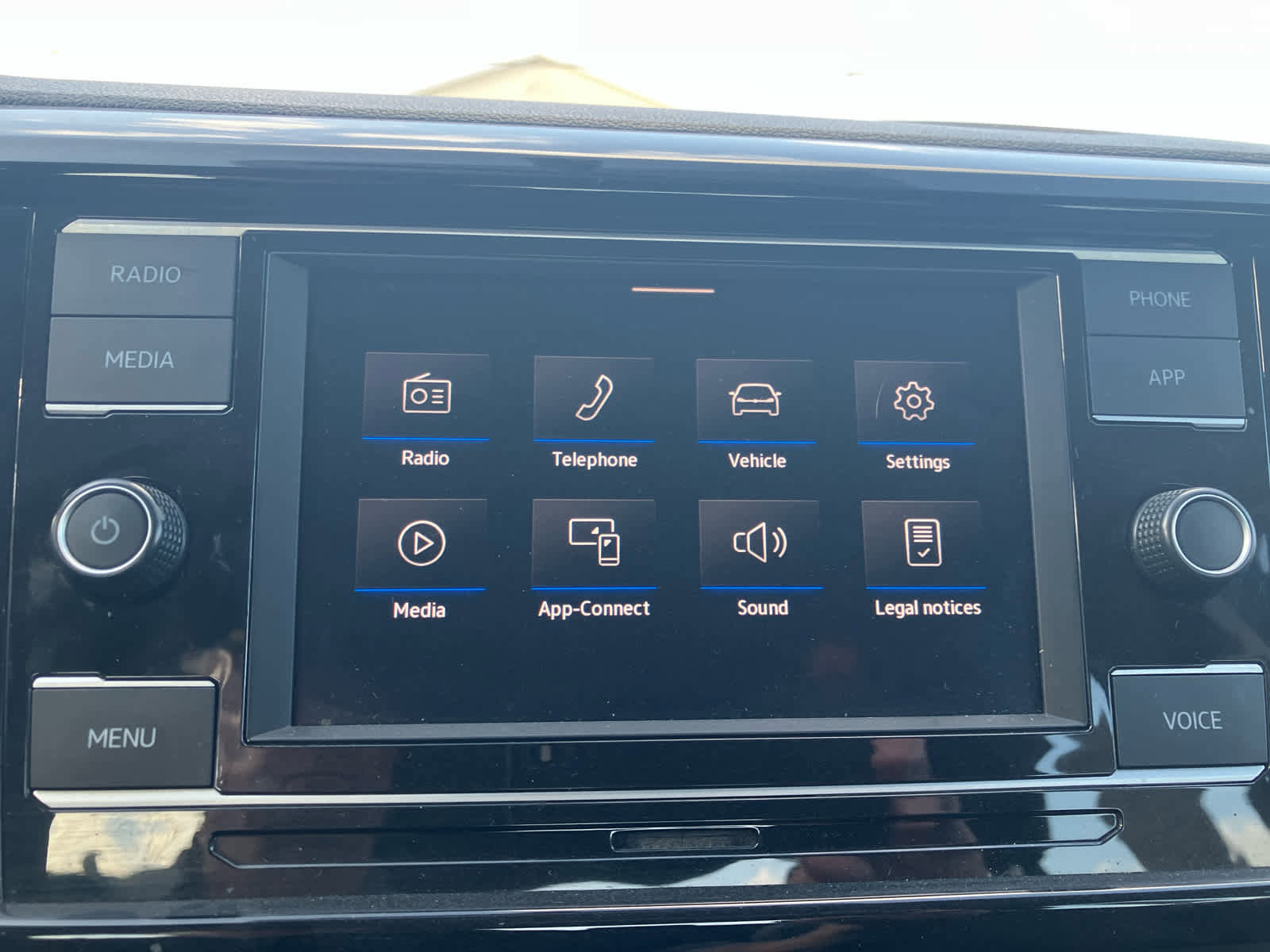 Used 2022 Volkswagen Taos S image 21